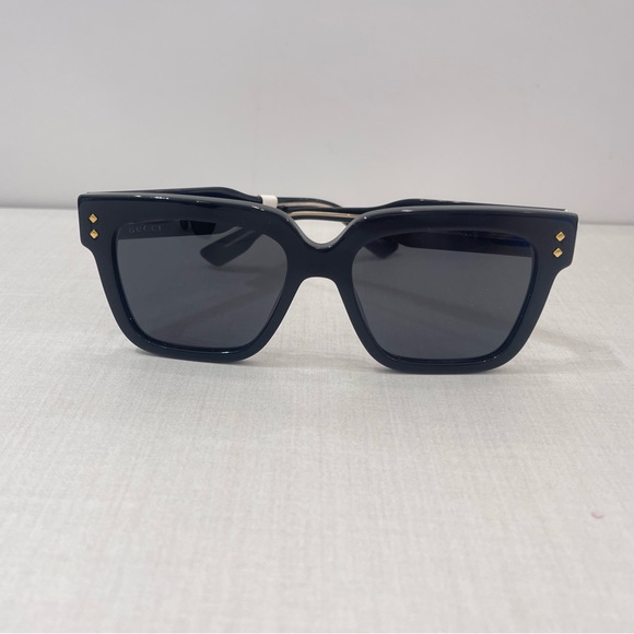 Gucci sunglasses - Picture 1 of 4